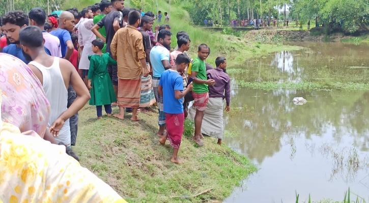 মোটরসাইকেল বিক্রির টাকা নিয়ে বিরোধে স্কুলছাত্রকে কুপিয়ে হত্যা